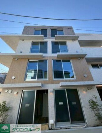 isD下高井戸の物件外観写真